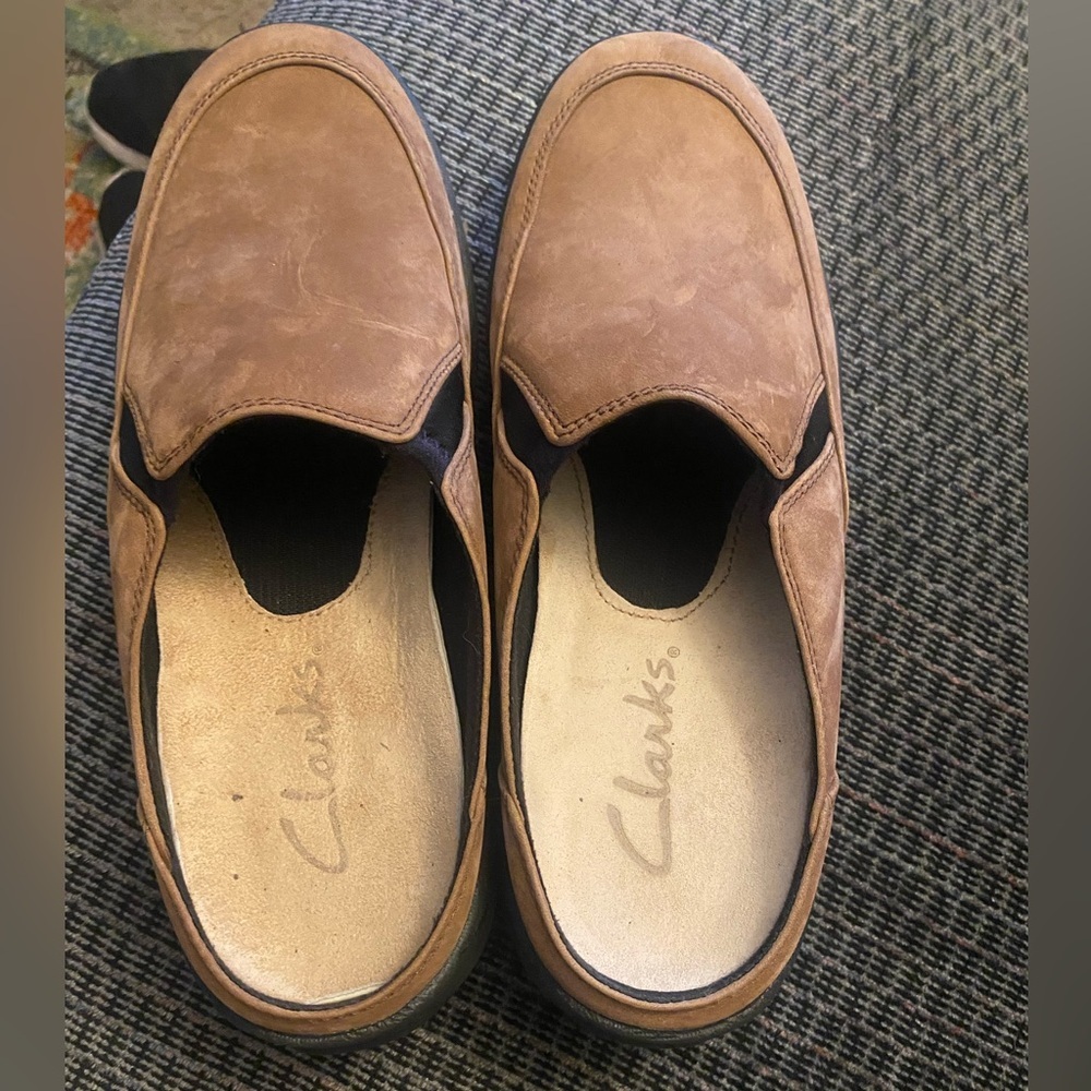 Clarks Brown‎ Suede Loafers with Elastic Goring 7